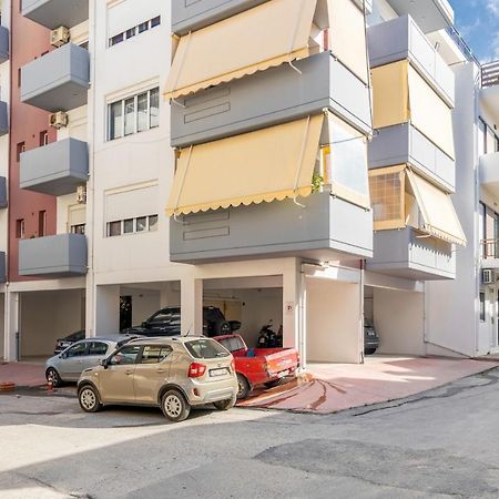 Bright & Modern Apt With View イラクリオン エクステリア 写真