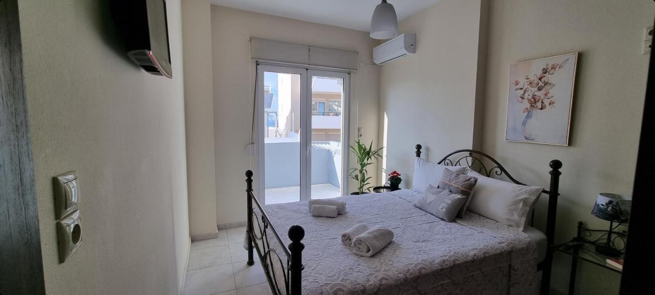 Bright & Modern Apt With View イラクリオン エクステリア 写真